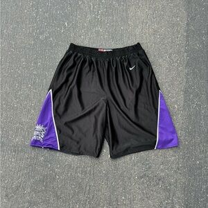 Y2K Nike Reversible Sacramento Kings Basketball Athletic Shorts